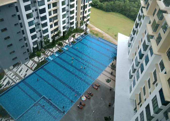 Luxury Stay - 2 Rooms With Condo Facility - Mount Austin Jb - Special Offer